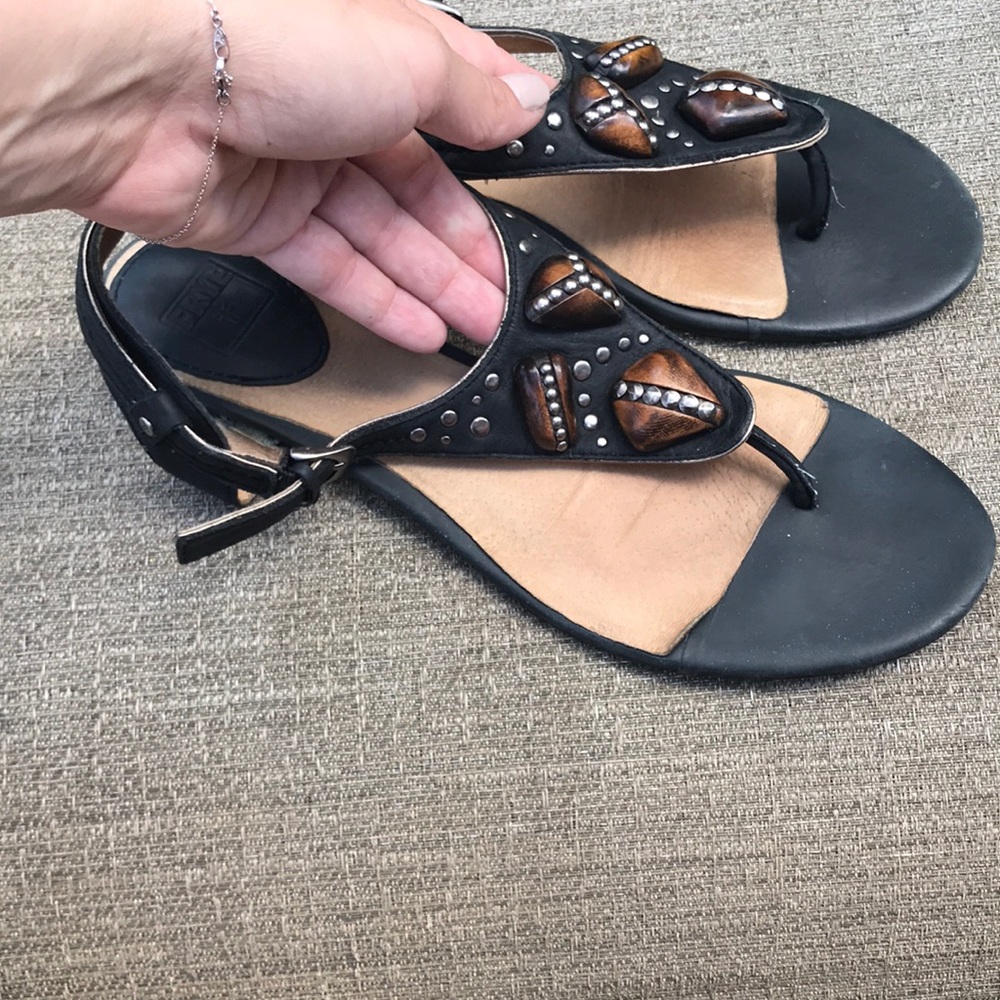 ⚡ CLEAROUT⚡ Frye Laurel Ornament sandals